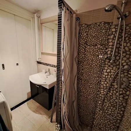 La Casa Nel Borgo Apartment *